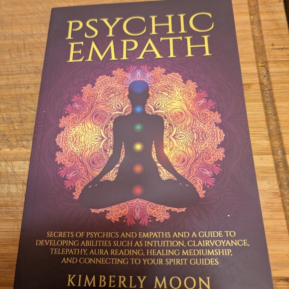 Psychic Empath Book - Picture 1 of 1